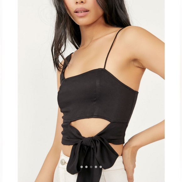 Free People Tops - Free People small black Mila Tie crop top